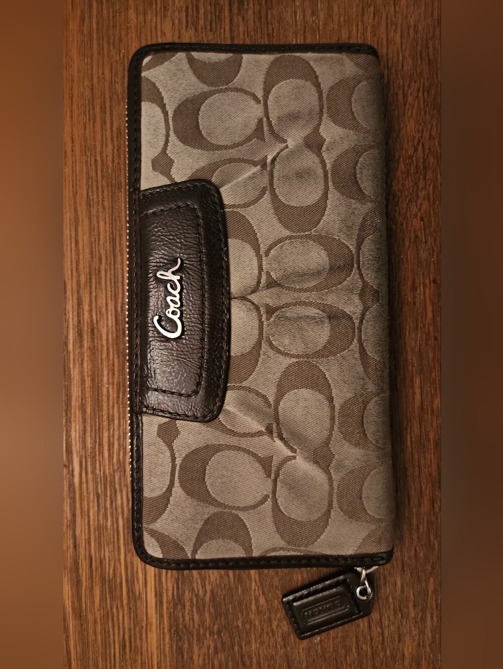 Coach Brown Accordion Zip Wallet Good Condition!
